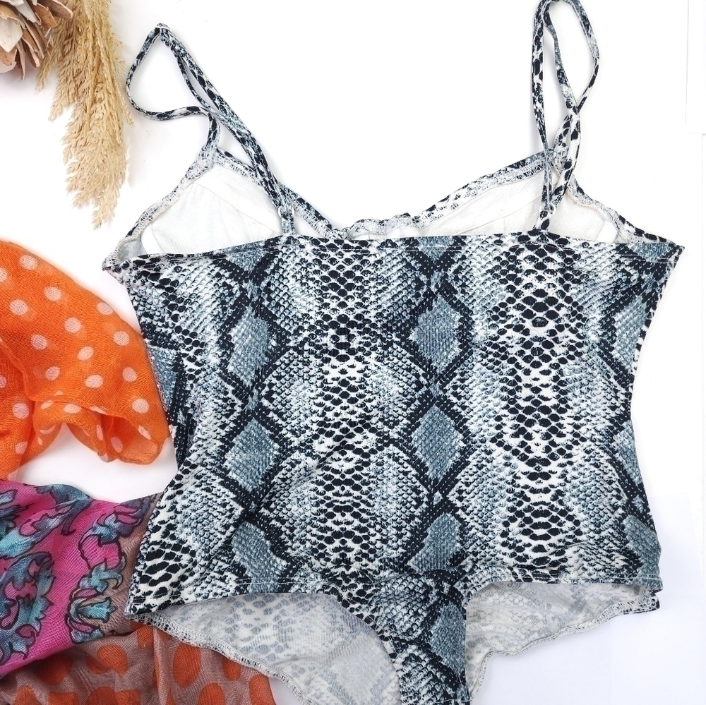 Superdown Snakeskin Print Bodysuit Sz Small - Picture 5 of 12